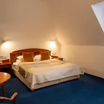 Fonte 3* Győr