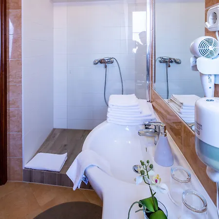 丰泰酒店 酒店 3*