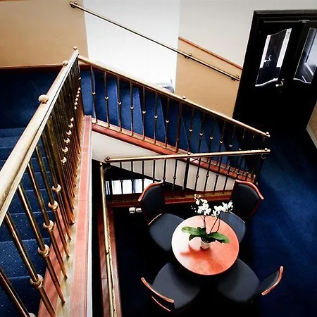 Fonte فندق غيور